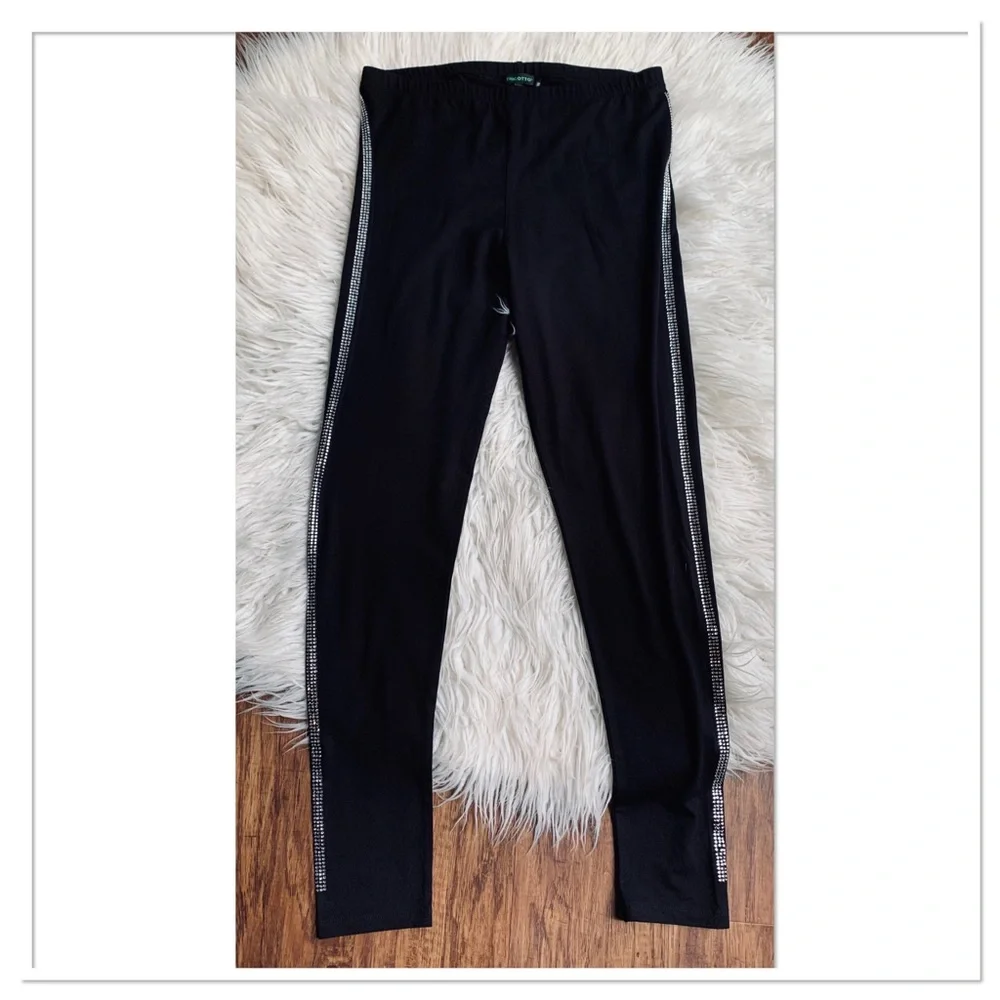 NWT Tricotto Rhinestone Side Stripe Leggings Black Silver Size Medium